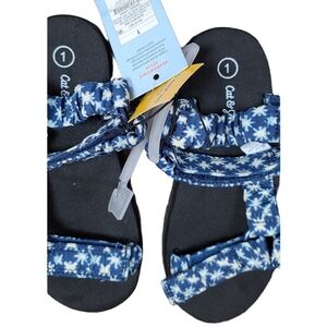 NWT Kids Size 1 Easy On/Off Patriotic Sandals Cat Jack